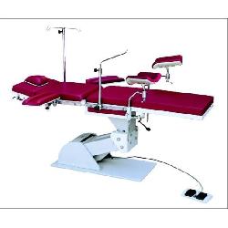 Operāciju galdi, Operāciju kušete-krēsls ( ar 1 motoru )
