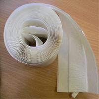 HIPOALERĢISKS, PORAINS, ELASTĪGS